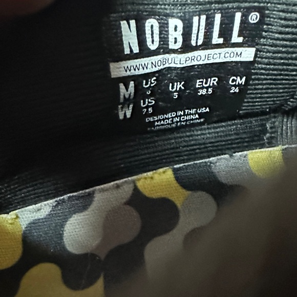 NOBULL Black and Yellow Patterned Shoes Size Women 7.5 Men 6 - Picture 3 of 6